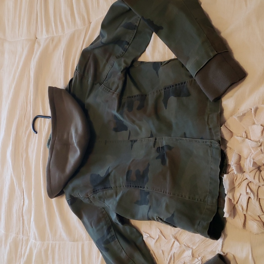 Jacket - Picture 3 of 3